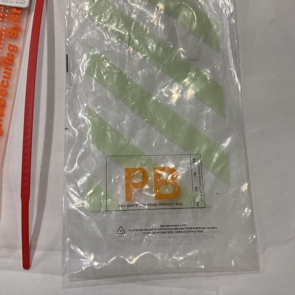 Off White Orange and White clasp Keychain with zip tie transparent white orange - Picture 4 of 5